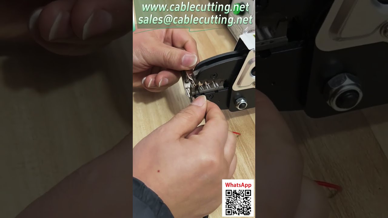 電動端子壓接機  鱷魚夾壓接效果測試